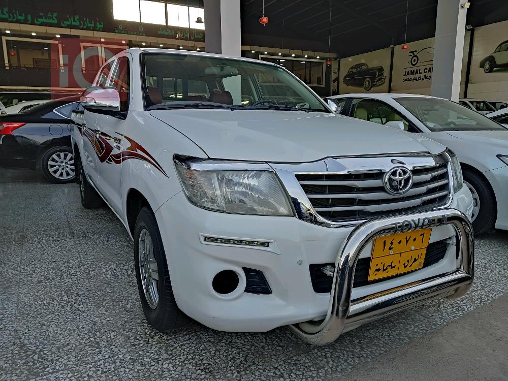 تويوتا هايلوكس